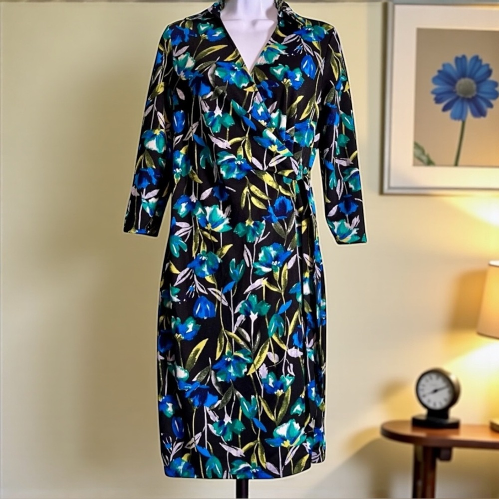 The Limited. Faux Wrap Dress. Floral Multicolor. Pullover. Size Small